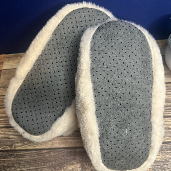 NWT Northeast Outfitters Women's Cozy Cabin Slippers Size S/M (Fur Bootie) - Picture 5 of 9